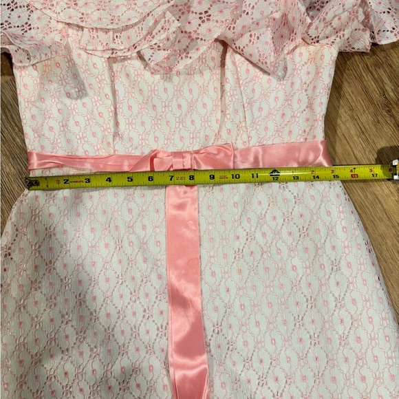 Vintage Woman’s Dress 70’s Pink Ruffle Lace Empire Waist Maxi With Satin Ribbon - Picture 7 of 9